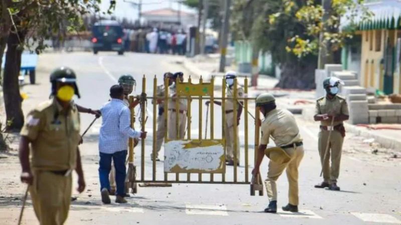curfew in karnataka's Shivamogga 