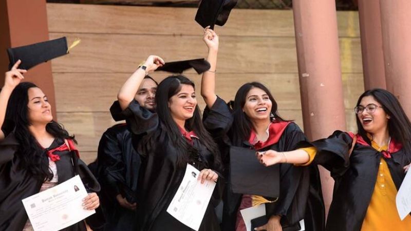 China to issue visas to Indian students