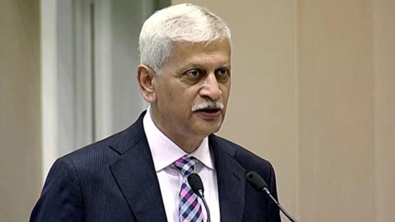 justice uu lalit sworn in as chief justice of india