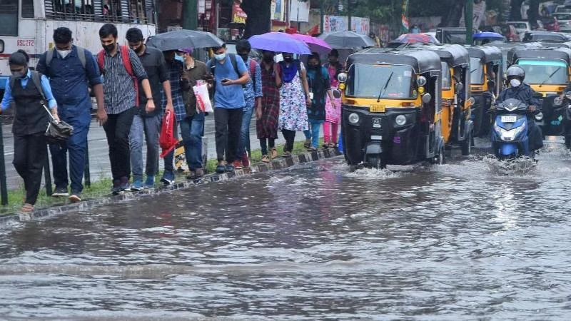 holiday for ernakulam schools and colleges due to rain
