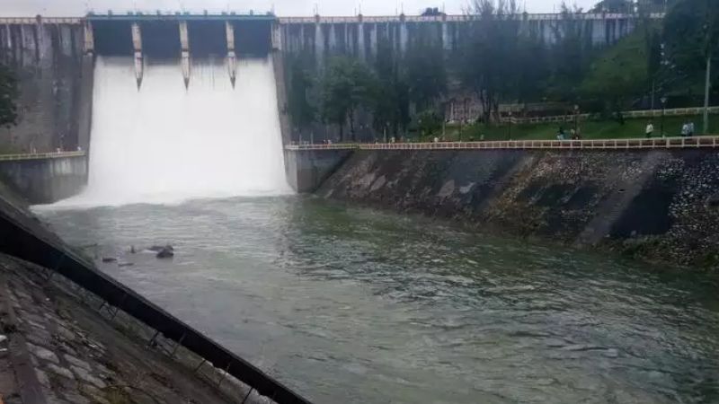 21 dam shutter opened due to heavy rain kerala