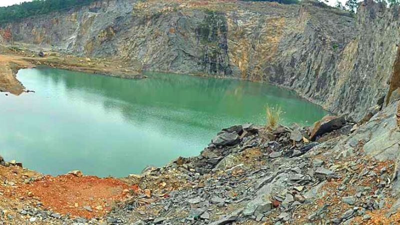 more than 5000 quarries in kerala are violating laws