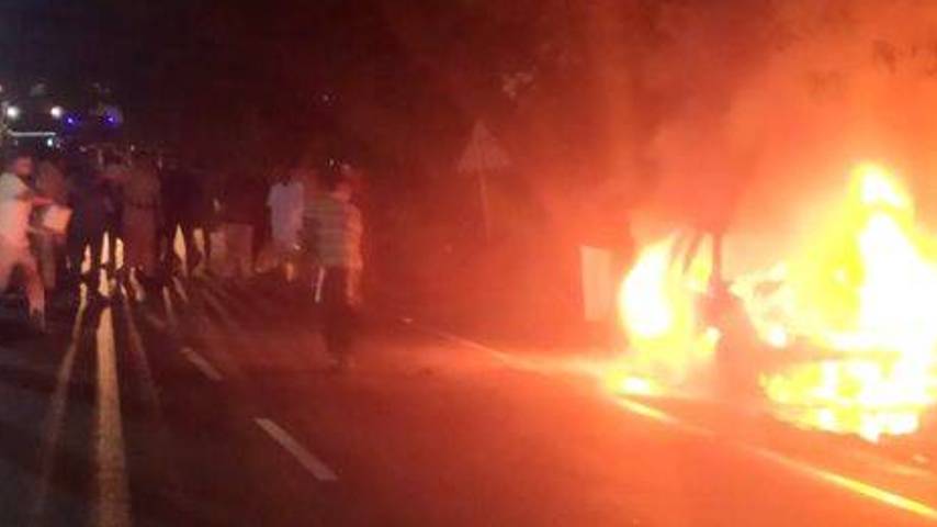 running Indigo car got burned
