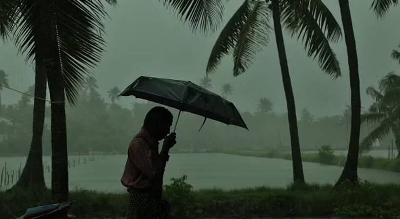 kerala rain orange alert in 12 districts