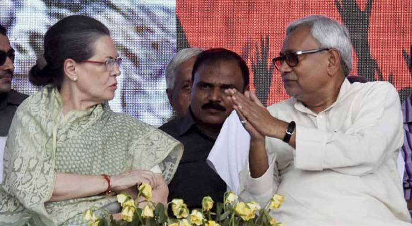 nitish kumar talked to sonia gandhi