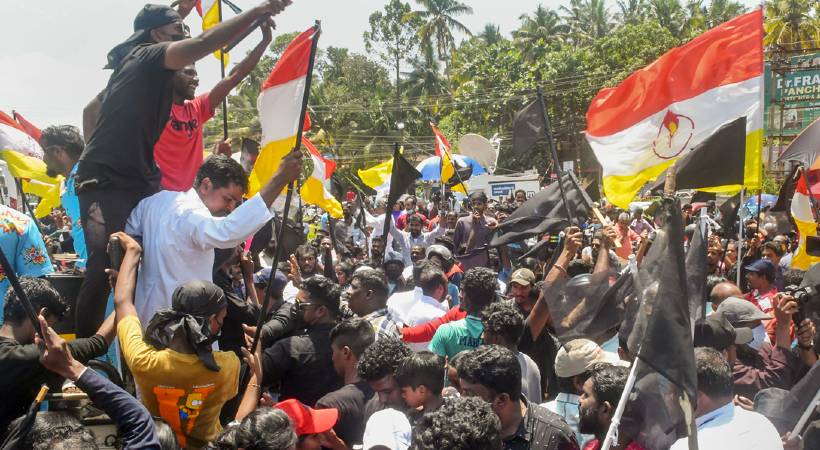 vizhinjam protest continue today