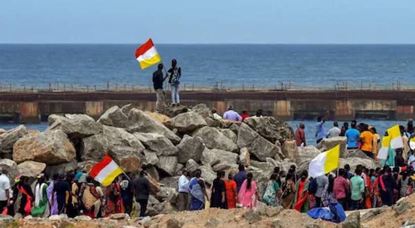 vizhinjam protest enters 15 days