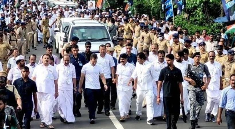 Bharat Jodo Yatra Enters Kerala