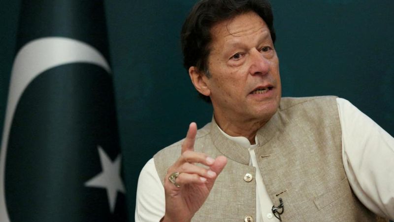 Imran Khan's plane emergency landing