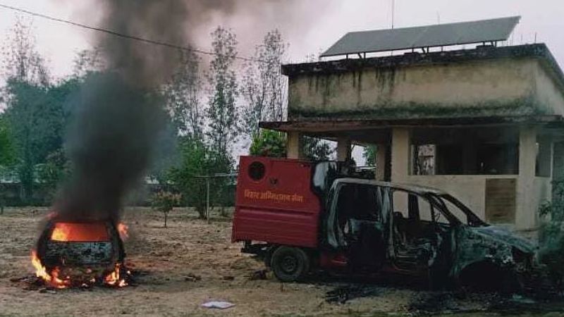 mob attacked police station bihar after a custody death