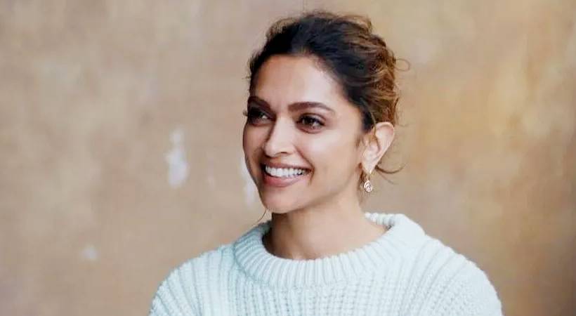 actress deepika padukone hospitalized