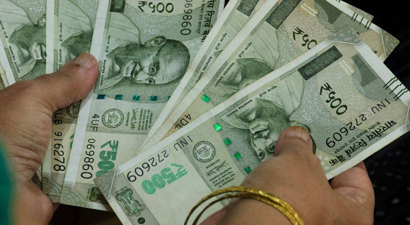 central government will provide Rs 5000 per month to the girls; vedio is fake
