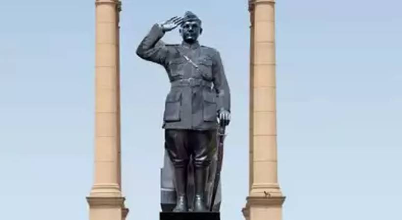 netaji subhash chandra bose statue