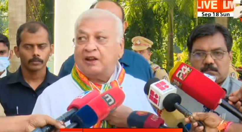 arif mohammad khan pinarayi