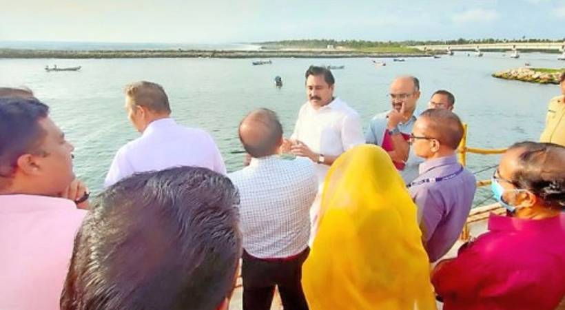 Government intervention in Muthalapozhi issue as well