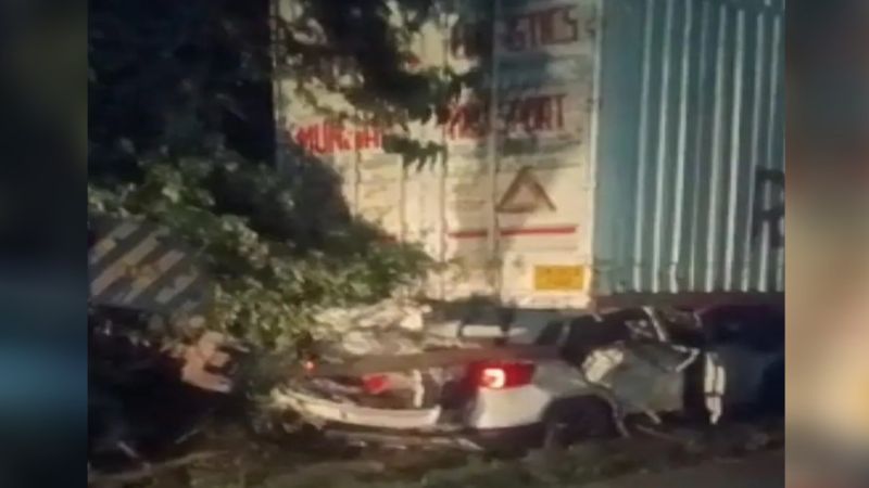 5 went for diwali celebration died in a car accident