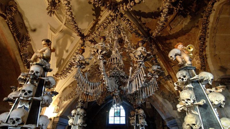 story of chapel of bones used 40,000 corpses