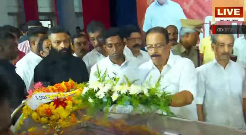 k. Sudhakaran came to Thalassery to see Kodiyeri's physical body