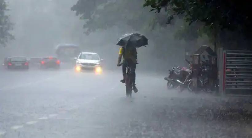chances of heavy rain kerala today