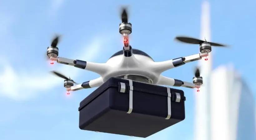 Abu Dhabi To Soon Use Drones To Deliver Parcels & Even Food