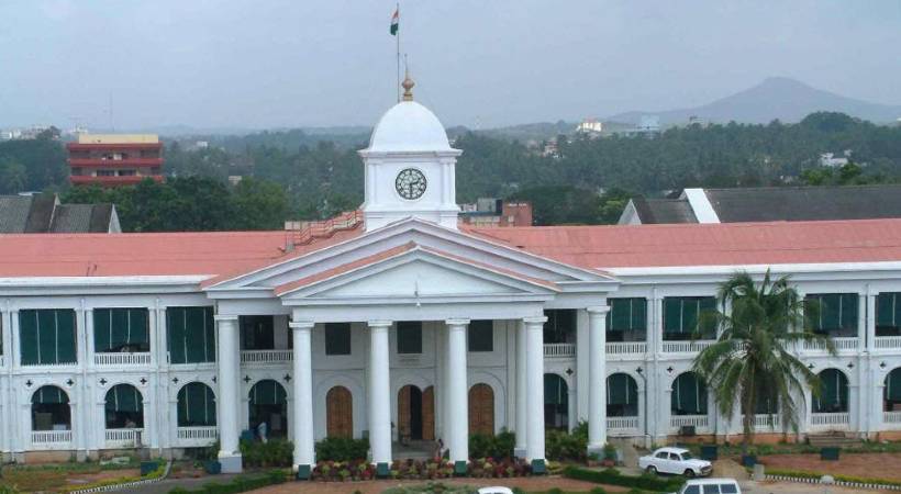 Govt to get rid of unnecessary posts in Secretariat