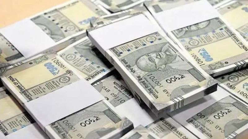 two arrested for tax evasion of 12 crores