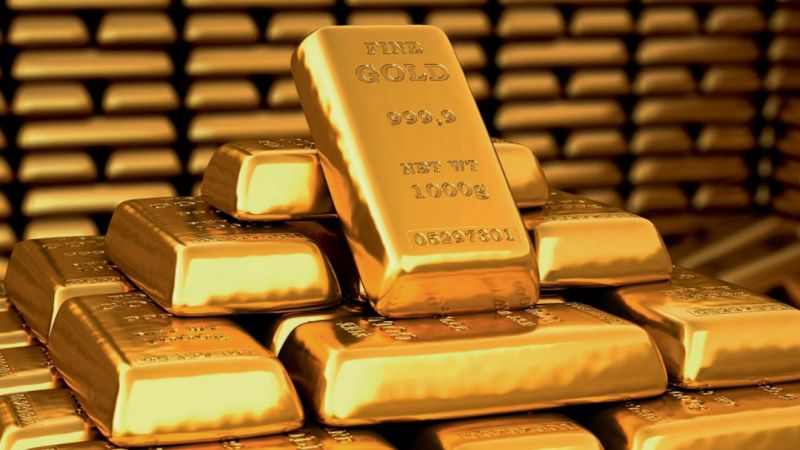 61 kilo gold seized mumbai international airport