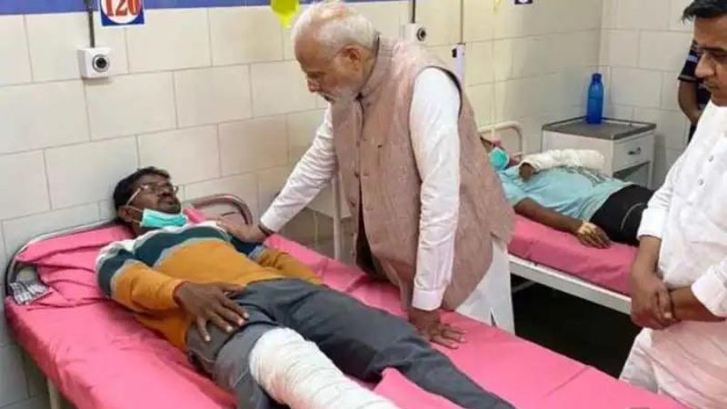 narendra modi visits morbi bridge accident victims