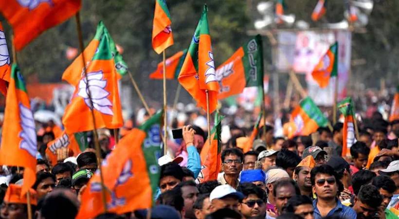 bjp face rebel candidate threat gujrat election 2022