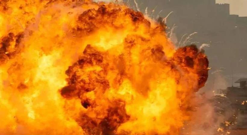 Fireworks factory blasts in Madurai five people died
