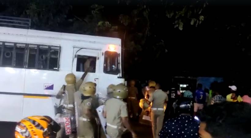 vizhinjam police station attack