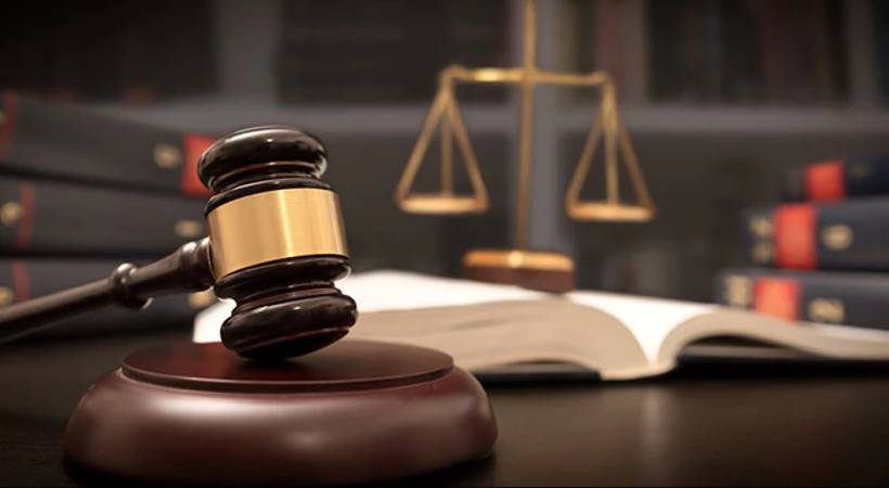15 Lakh Compensation For Woman Who Was Sacked Because She Was Pregnant