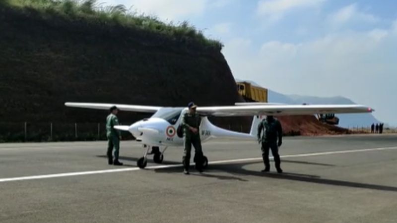 plane landed at Vandiperiyar Sathram airstrip