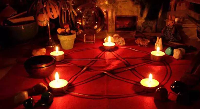 witchcraft Robbery gold and cash stolen