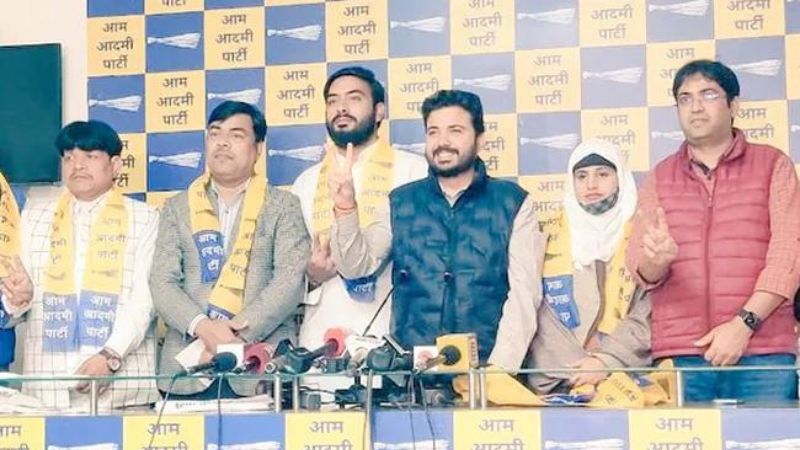 delhi congress vice president and 2 counsellors joins AAP