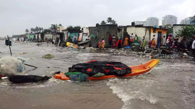  5 death in rain tamilnadu cyclone mandouse