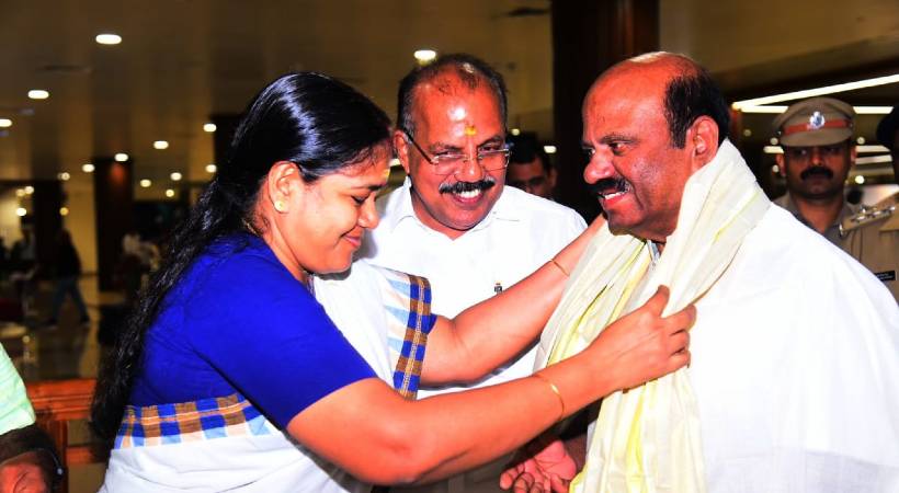 CV Anand Bose welcoming left BJP leaders