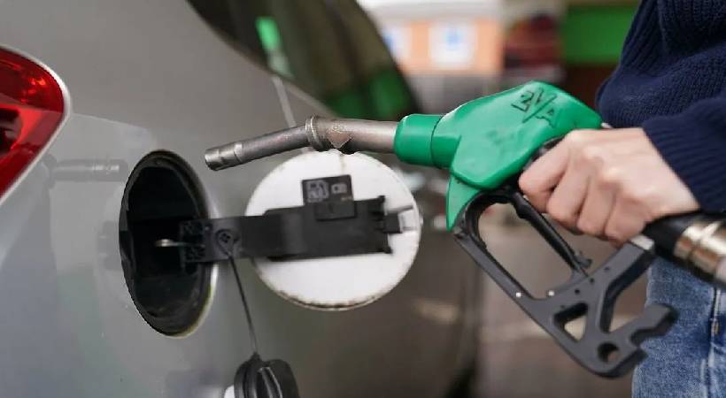 center slams kerala on petrol price hike