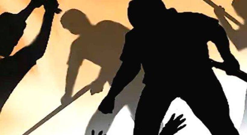 young man beaten up by unknown persons