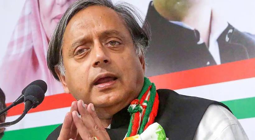 Youth Congress prepared reception Shashi Tharoor