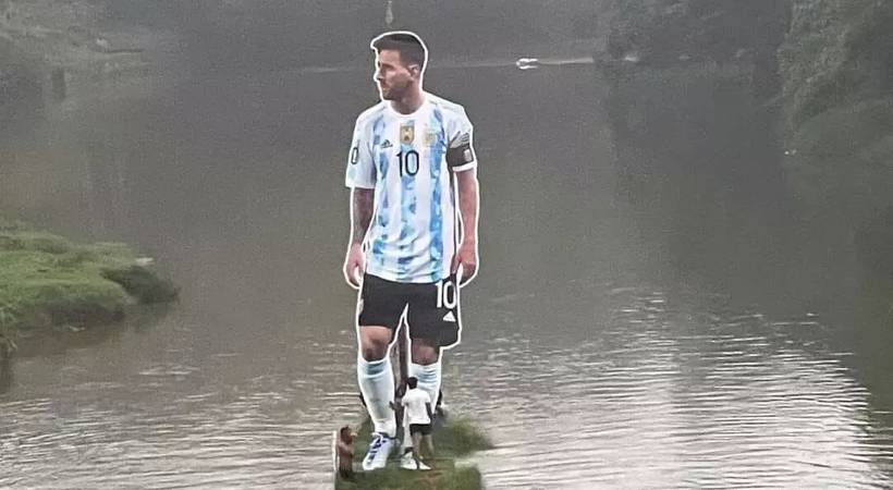 messi Cutout Pullavoor removed shortly