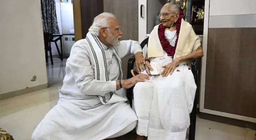 pm mother heeraben modi passes away