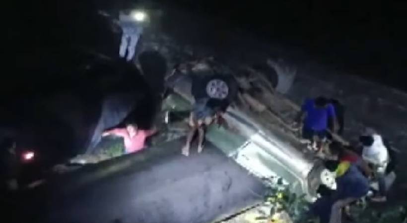 sabarimala pilgrim vehicle accident one in critical stage