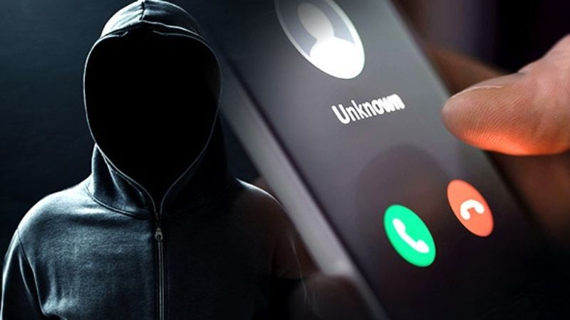 Fake phone call scam Malayali woman lost money
