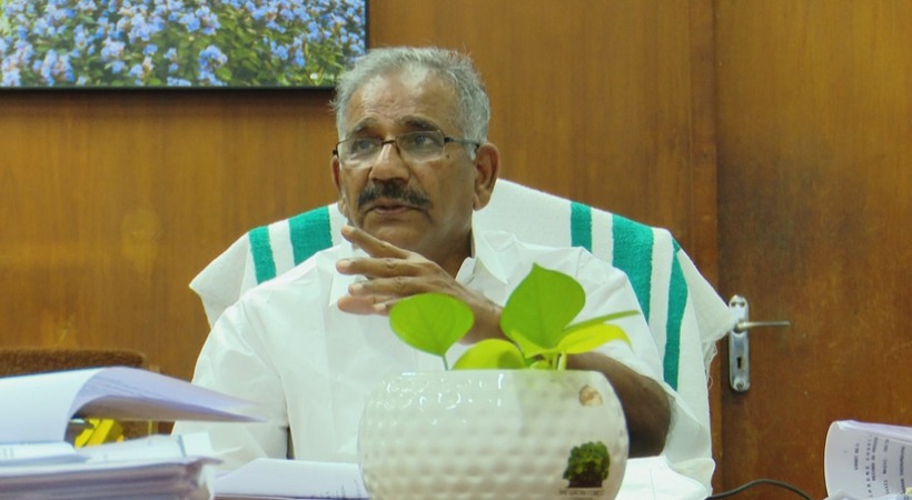 Wild animals also have right to live - A K Saseendran