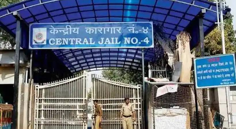 107 mobile phones seized from Tihar Jail delhi