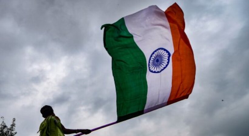 Ensure Tricolour dignity is maintained: Centre