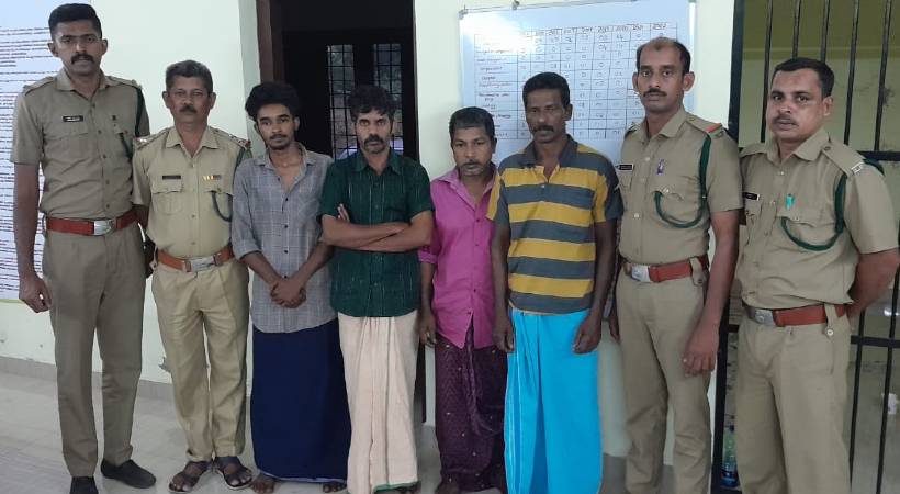 kerala men cooked Monitor lizards arrested