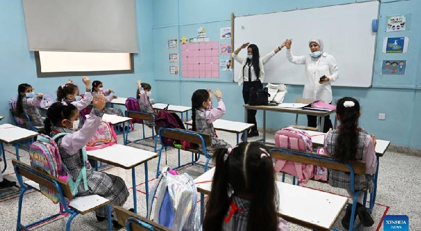 ministry directs schools not to increase financial burdens of students parents