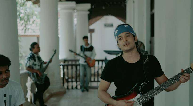 naveen j anthraper wonderwall cover song